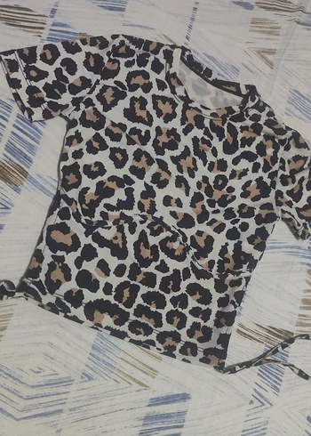Kahverengi Leopar Desenli Kısa Kollu Bluz - Görsel 2