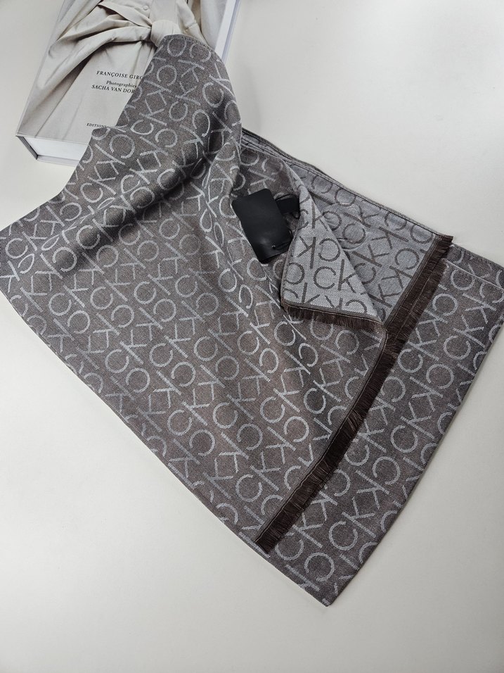 Gri Desenli Kadın Şal - Görsel 2