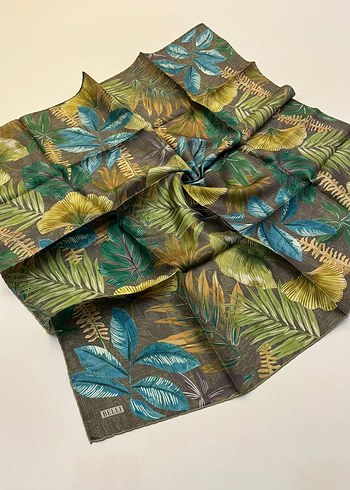 Kadın Pilili Çok Renkli İpek Fular - Görsel 14