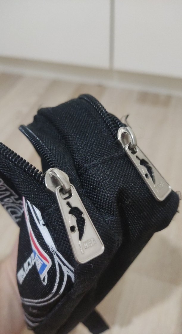 Renkli NBA Temalı Siyah Çocuk Kalem Kutusu - Görsel 5