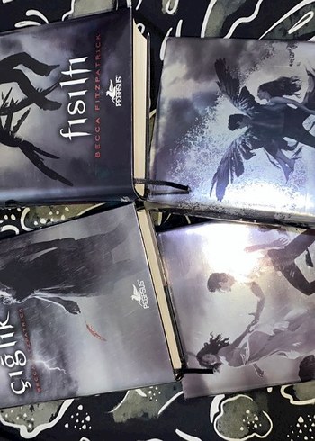 Beden Renk HUSH HUSH SERİSİ