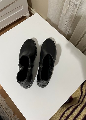 Siyah Deri Blok Topuklu Kadın Bot - Görsel 3