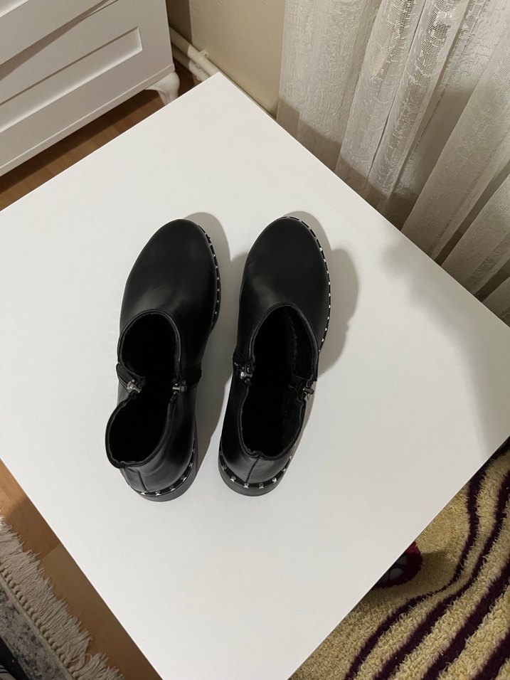 Siyah Deri Blok Topuklu Kadın Bot - Görsel 3