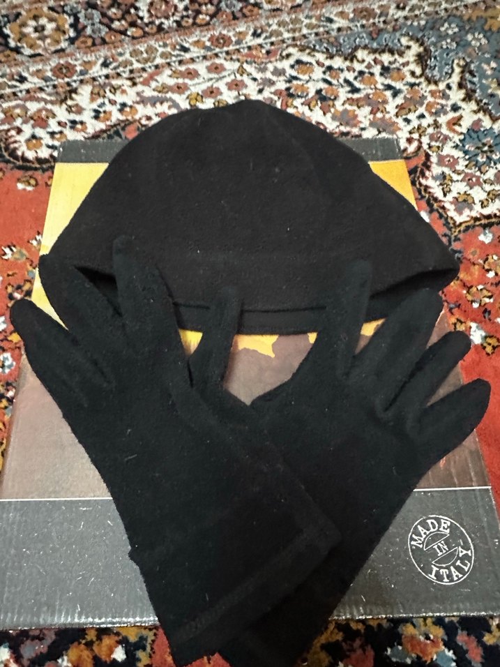 Siyah Kadın Polar Eldiven ve Şapka Seti - Görsel 2