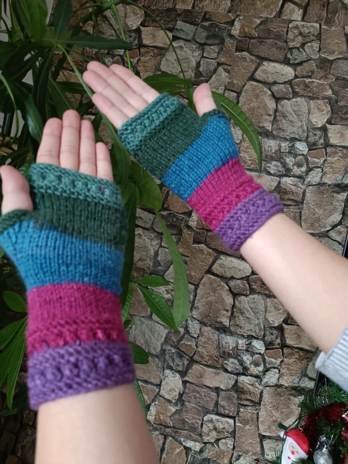 Renkli Örgü Bohem Kadın Eldiveni - Görsel 2