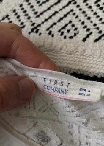 Kız Çocuk Beyaz Dantel Detaylı Tişört - Görsel 4