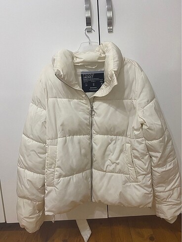 stradivarius şişme mont