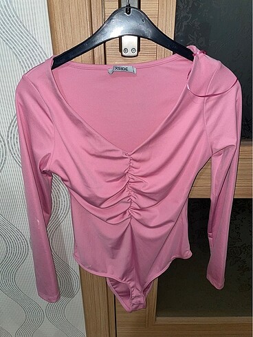 ZARA BODY PEMBE