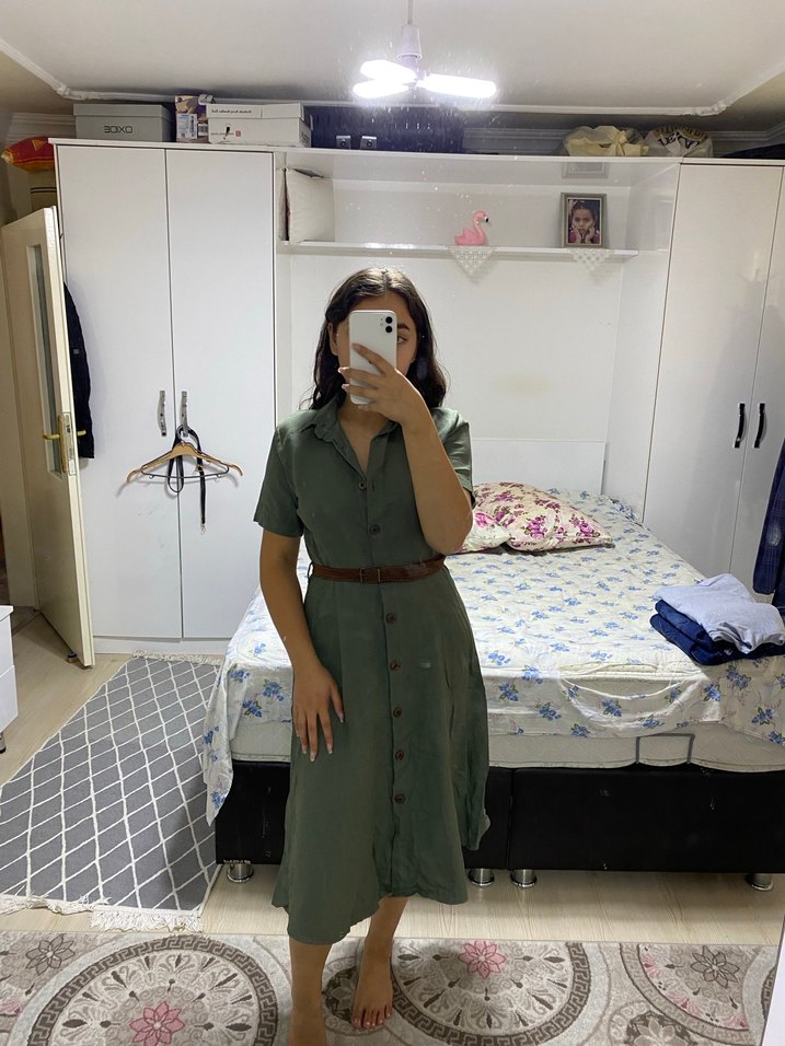 Kahverengi Kemerli Yeşil Midi Elbise - Görsel 2