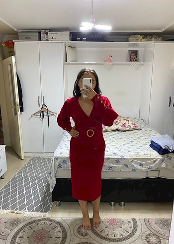 Kırmızı V Yakalı Uzun Kollu Midi Elbise - Görsel 3