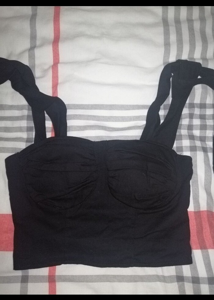 Trendyolmilla siyah askılı bluz - Görsel 3