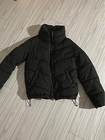 Stradivarius Şişme Mont