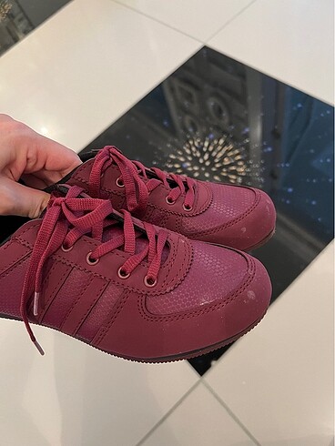 36 Beden Kadın Bordo Spor Ayakkabı