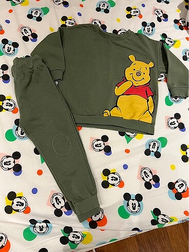 Winnie the Pooh Eşofman Takımı
