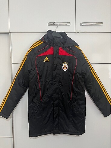 Adidas Kışlık Vintage Kaban