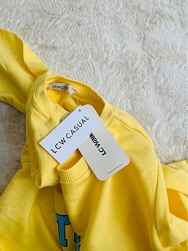 l Beden sarı Renk Sweatshirt