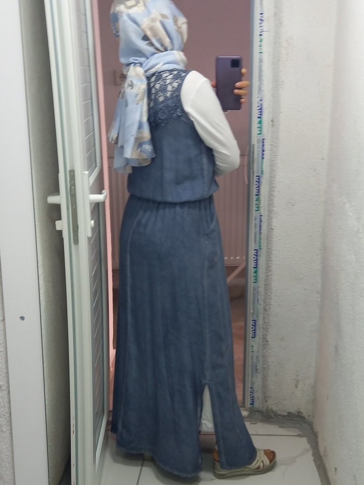 Düğmeli Mavi Uzun Elbise - Görsel 2