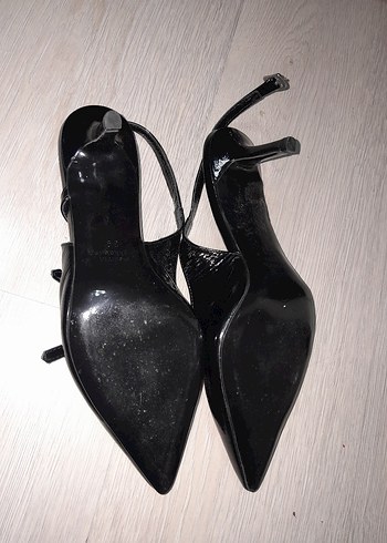 Kadın Siyah Deri Tokalı Stiletto - Görsel 3