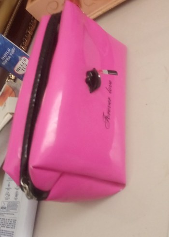 Parlak Pembe Kadın Makyaj Çantası