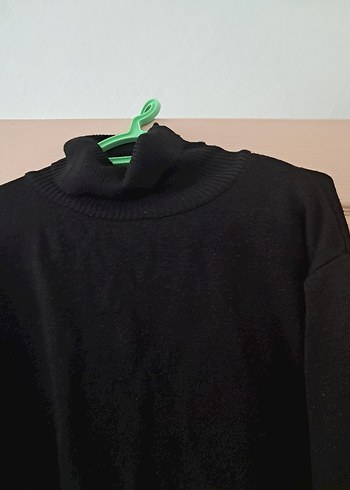 Siyah Kadın Boğazlı Triko Kazak - Görsel 2