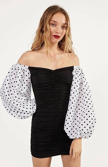 Bershka Elbise