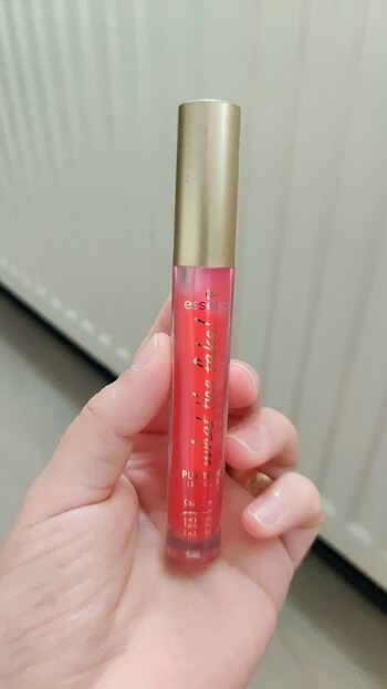 Essence Essence what the fake lip gloss