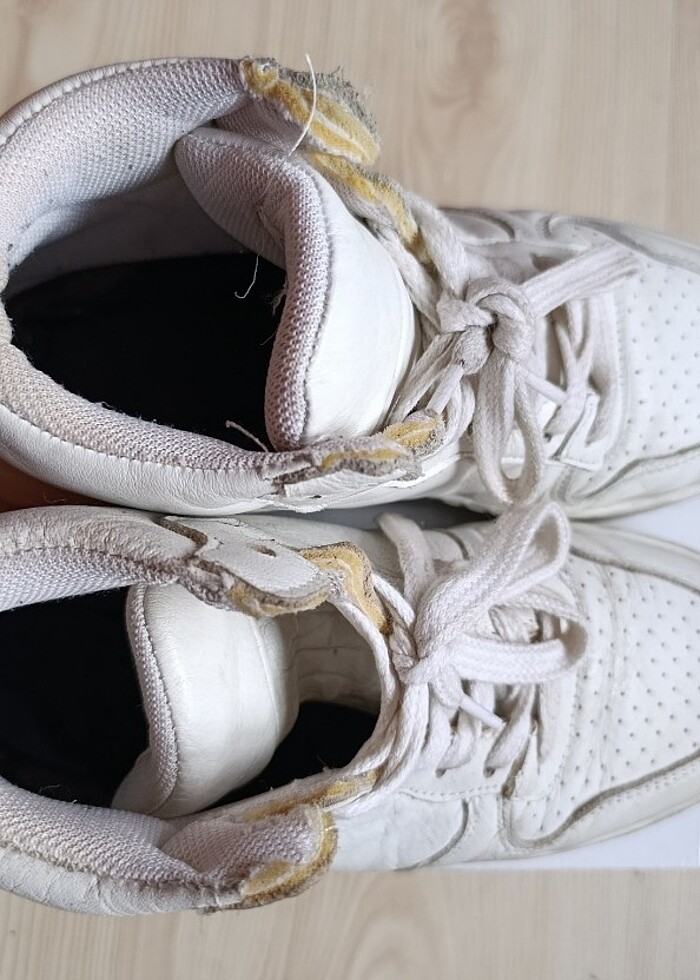 Beyaz deri spor ayakkabı - Görsel 2