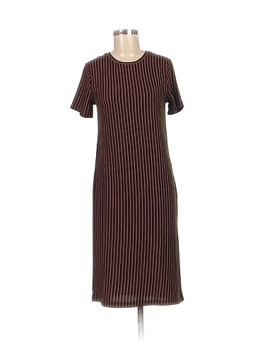 Zara Günlük Elbise %70 İndirimli.