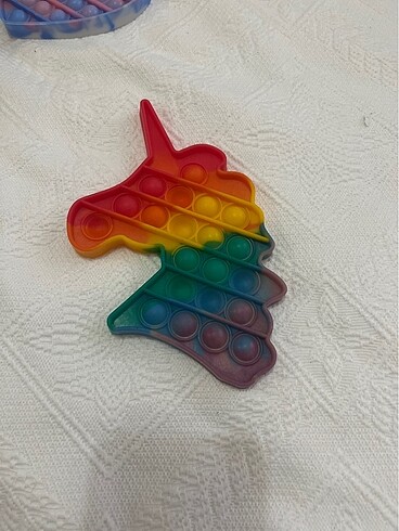Popit pony gökkuşağı