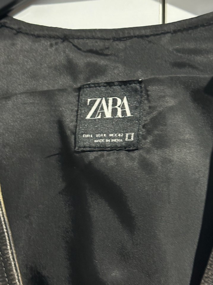 Zara Hakiki Deri Vintage Görünümlü Yelek - Görsel 3