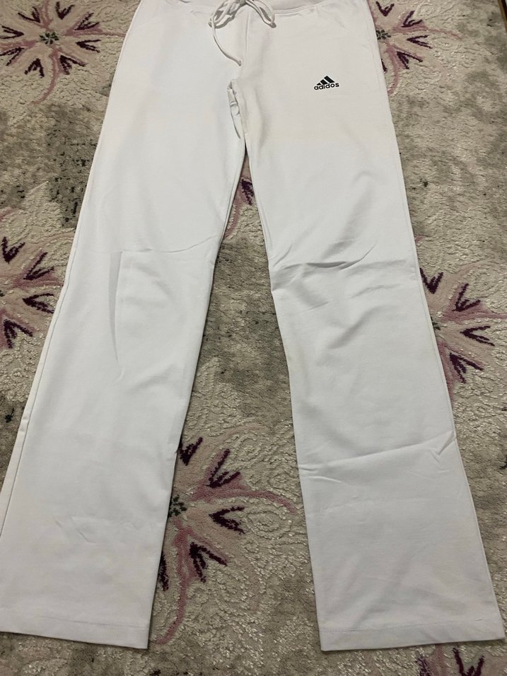 Beyaz Adidas Kadın Rahat Kesim Eşofman - Görsel 2