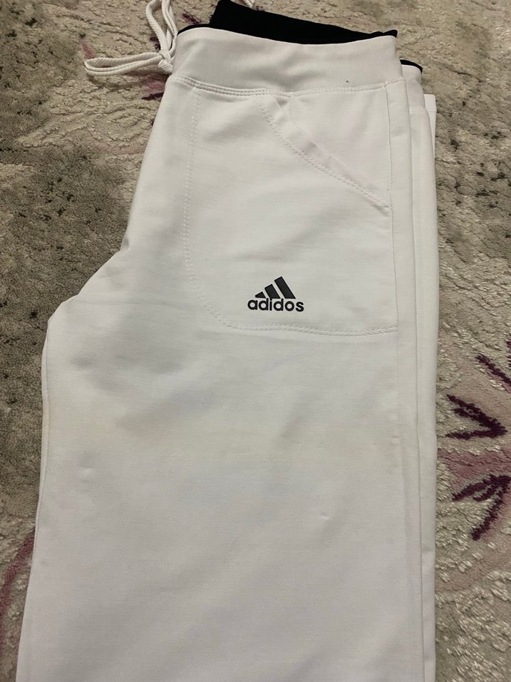 Beyaz Adidas Kadın Rahat Kesim Eşofman - Görsel 3