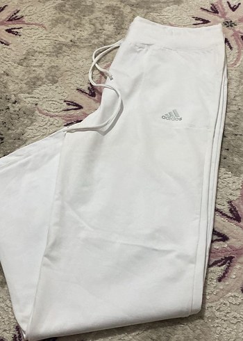 Adidas Beyaz Pamuklu Rahat Kesim Kadın Eşofman - Görsel 2
