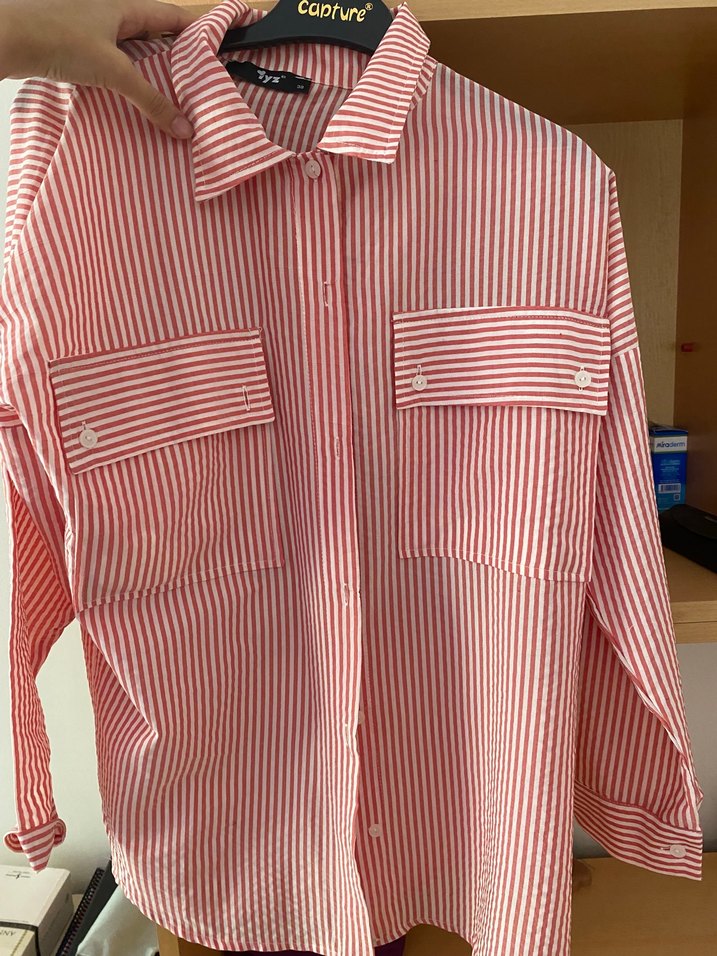 Düğmeli Kırmızı Çizgili Uzun Kollu Kadın Gömlek - Görsel 2