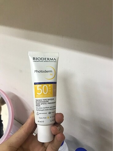 Bıoderma renkli güneş kremi