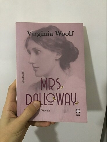 MRS. DALLOWAY
