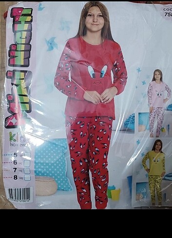 Kız çocuk polar pijama takımı 