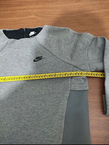 s Beden Nike sweatshirt