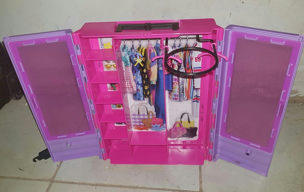 Barbie Pembe Oyuncak Dolap - Görsel 2