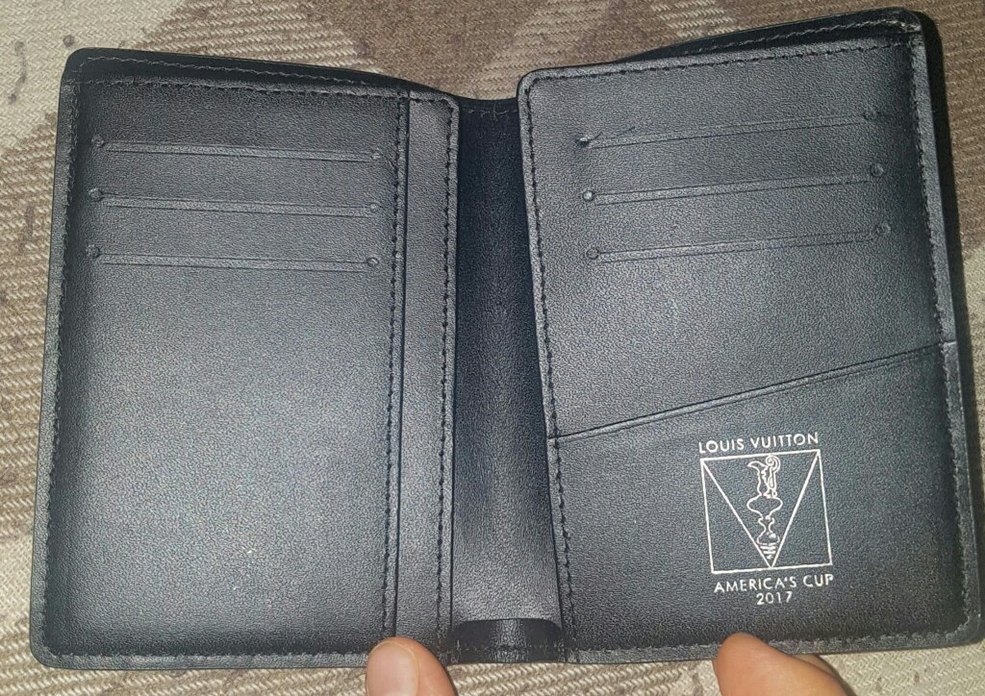 Louis Vuitton  Erkek Cüzdanı - Görsel 4