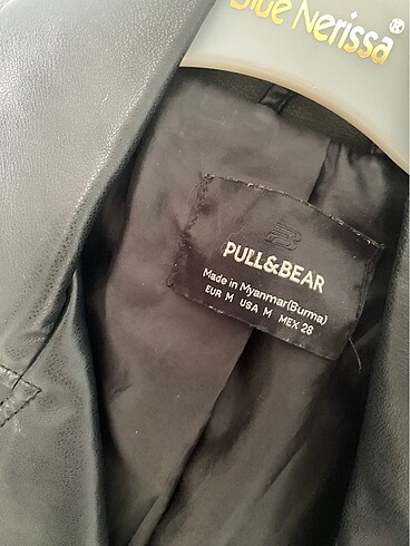 m Beden pull and bear deri ceket