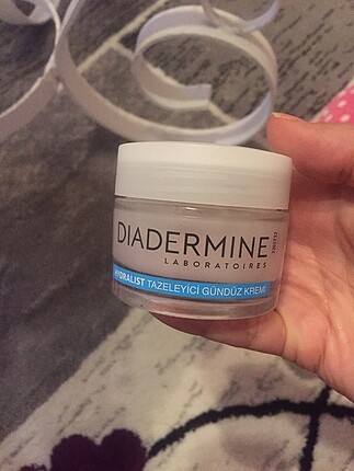 Diadermine krem