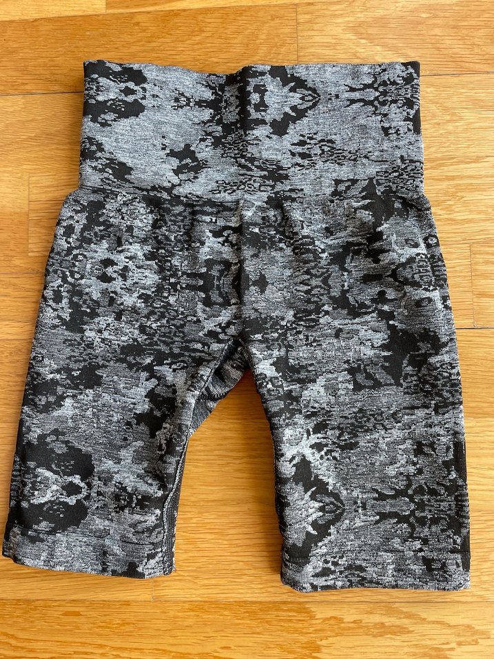 Gri spor Şortu spor taytı - Görsel 2