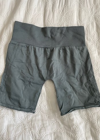 Gri Kemerli Kısa Spor Tayt şort - Görsel 2