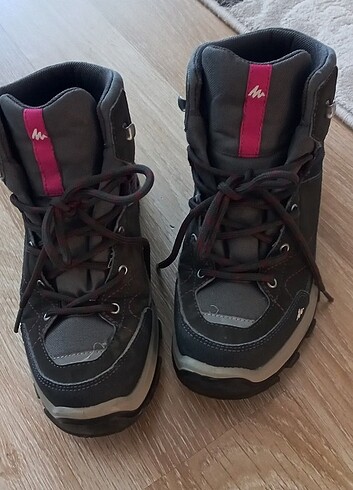 Decathlon DECATHLON ÇOCUK BOTU TEMİZ 