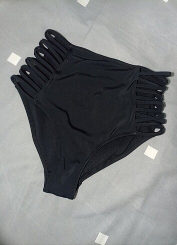 Penti Penti Siyah Bikini Altı