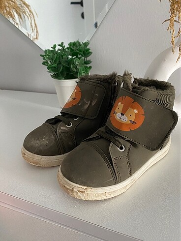 LC Waikiki Bebek bot