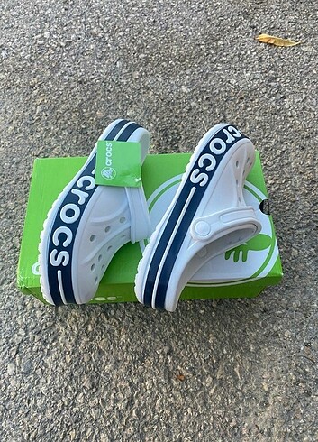 38 Beden beyaz Renk CROCS TERLİK