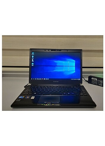 TOSHIBA PORTEGE R700 LAPTOP