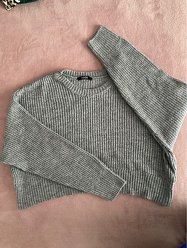 l Beden gri Renk Lcw parlak kazak (oversize olarak aldim)